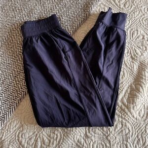 lululemon athletica Navy Track Pants Joggers. Size 2
